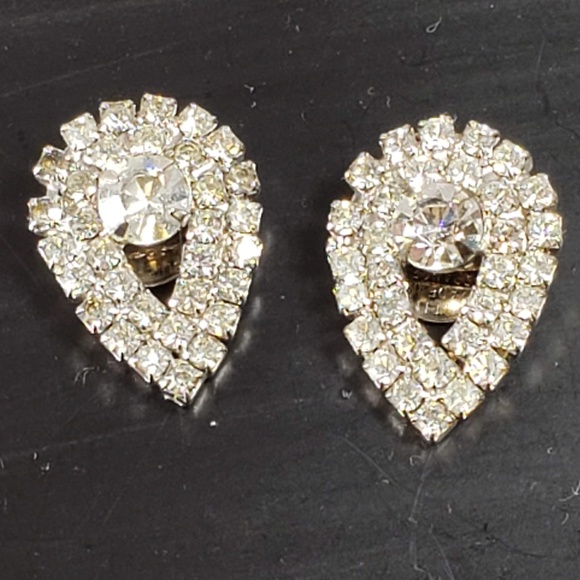 Vintage Jewelry - Vintage Rhinestone Dress clips.